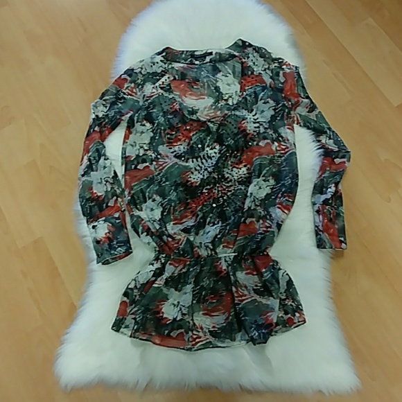 BCBG Maxazaria Printed Sheer Tunic - Picture 7 of 8